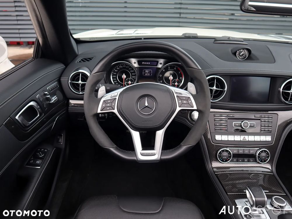 Mercedes-Benz SL 63 AMG AMG Speedshift MCT 7-Gang Sportgetriebe Edition 1 - 22
