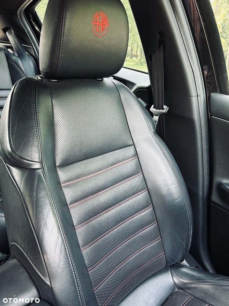 Alfa Romeo Giulietta 1.4 TB MultiAir Distinctive TCT - 9