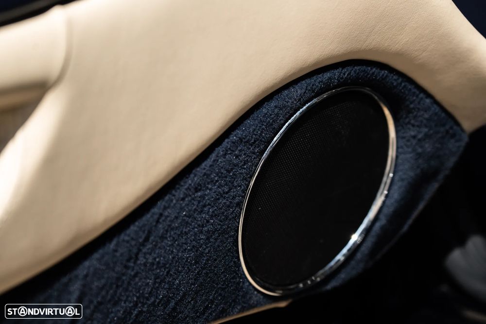 Aston Martin DB7 Vantage Coupé - 31