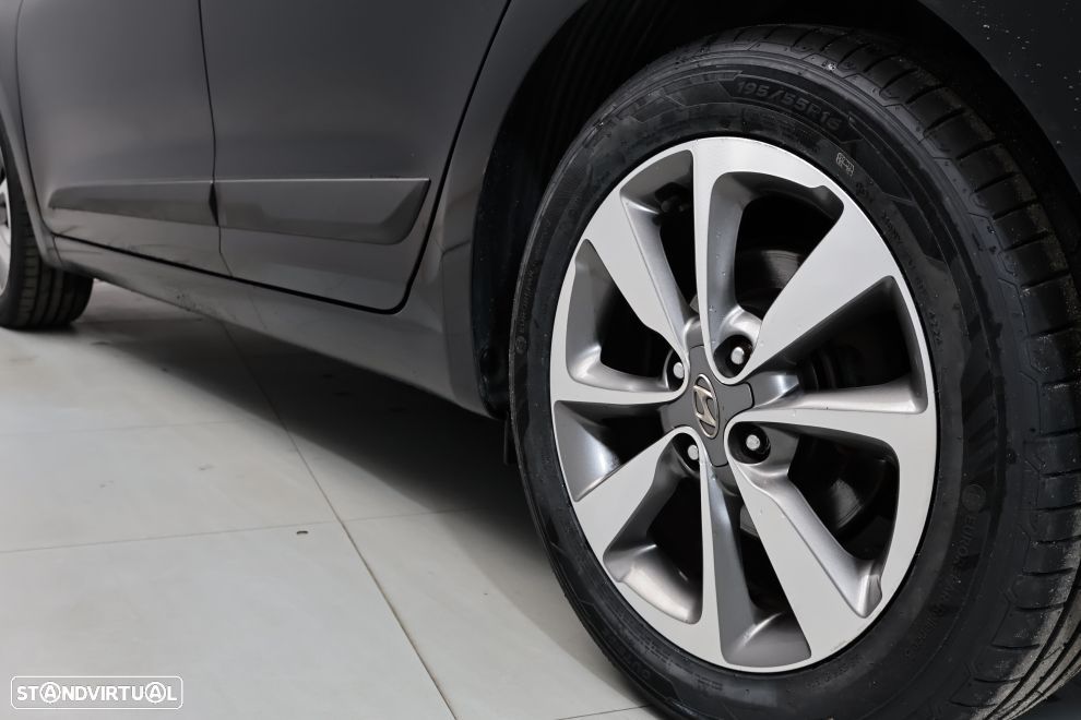 Hyundai i20 1.1 CRDi Access+Bluetooth - 13