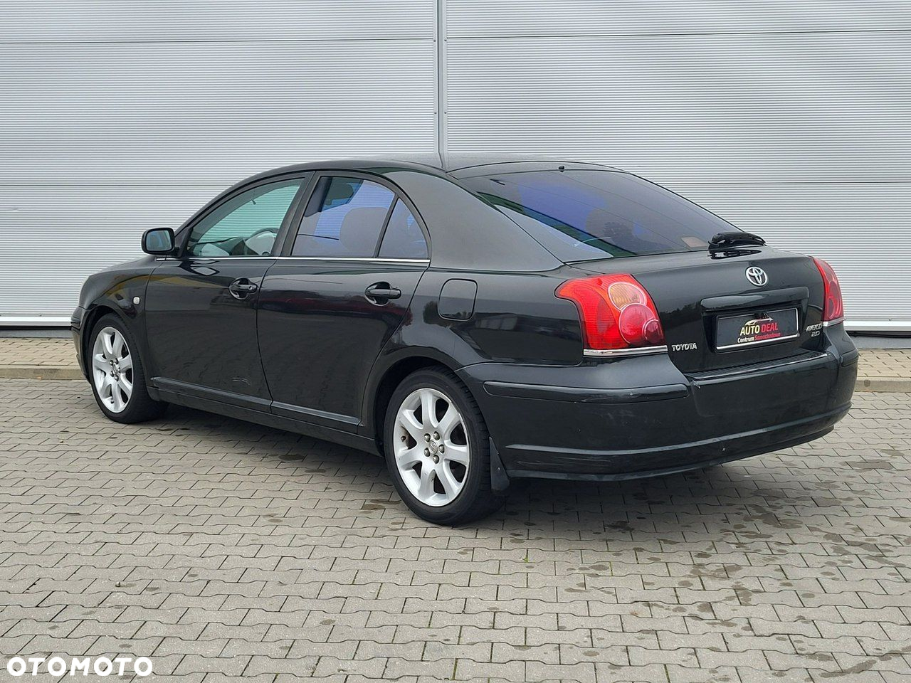 Toyota Avensis - 16