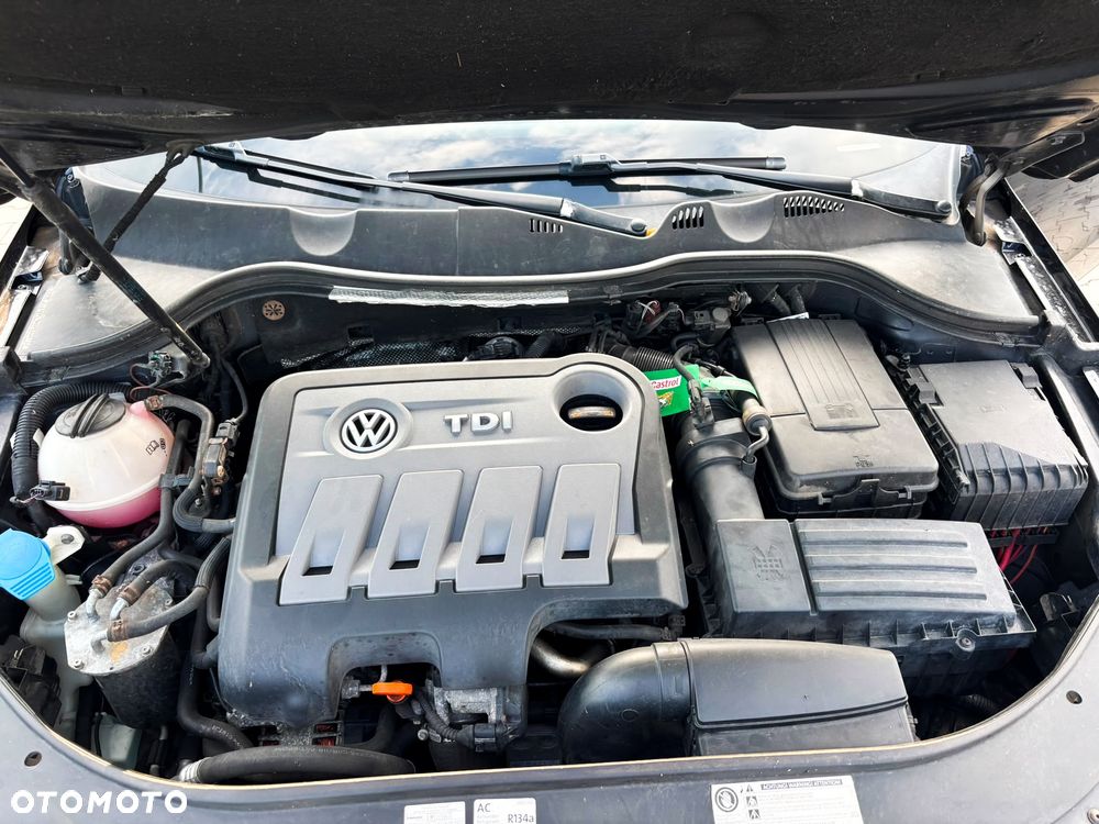 Volkswagen Passat 2.0 TDI 4Mot Highline DSG - 9