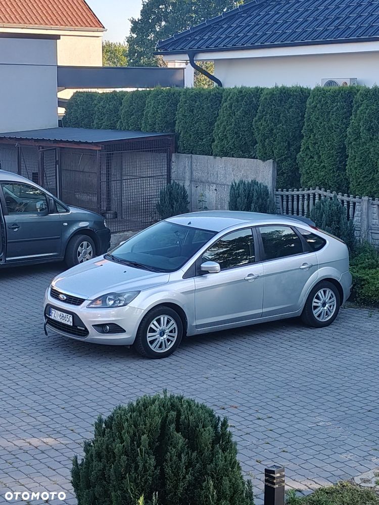Ford Focus - 1