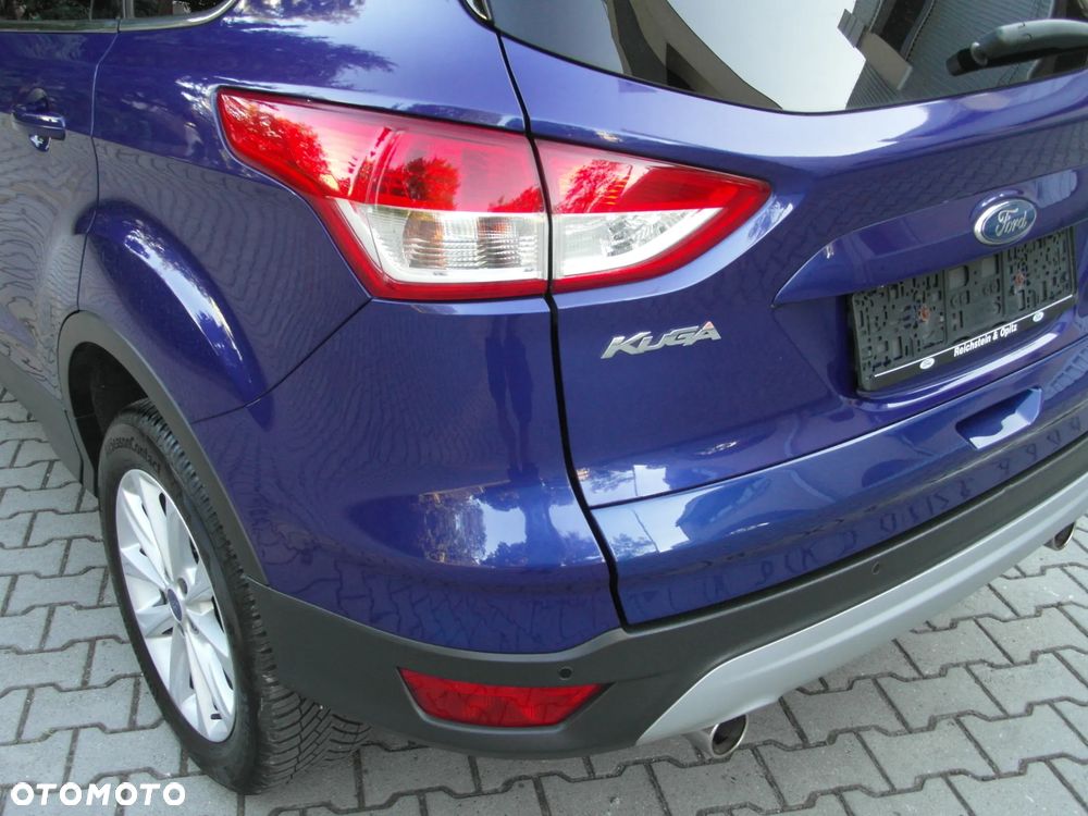 Ford Kuga 2.0 TDCi 2x4 Titanium - 5