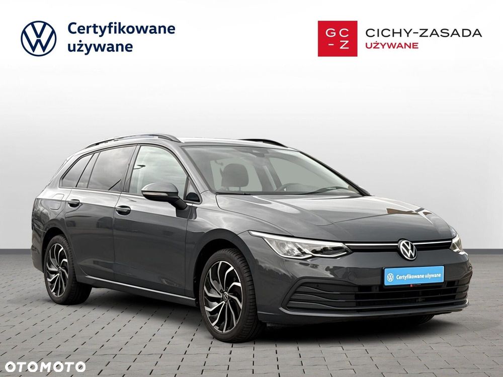 Volkswagen Golf 1.5 eTSI Life DSG - 8