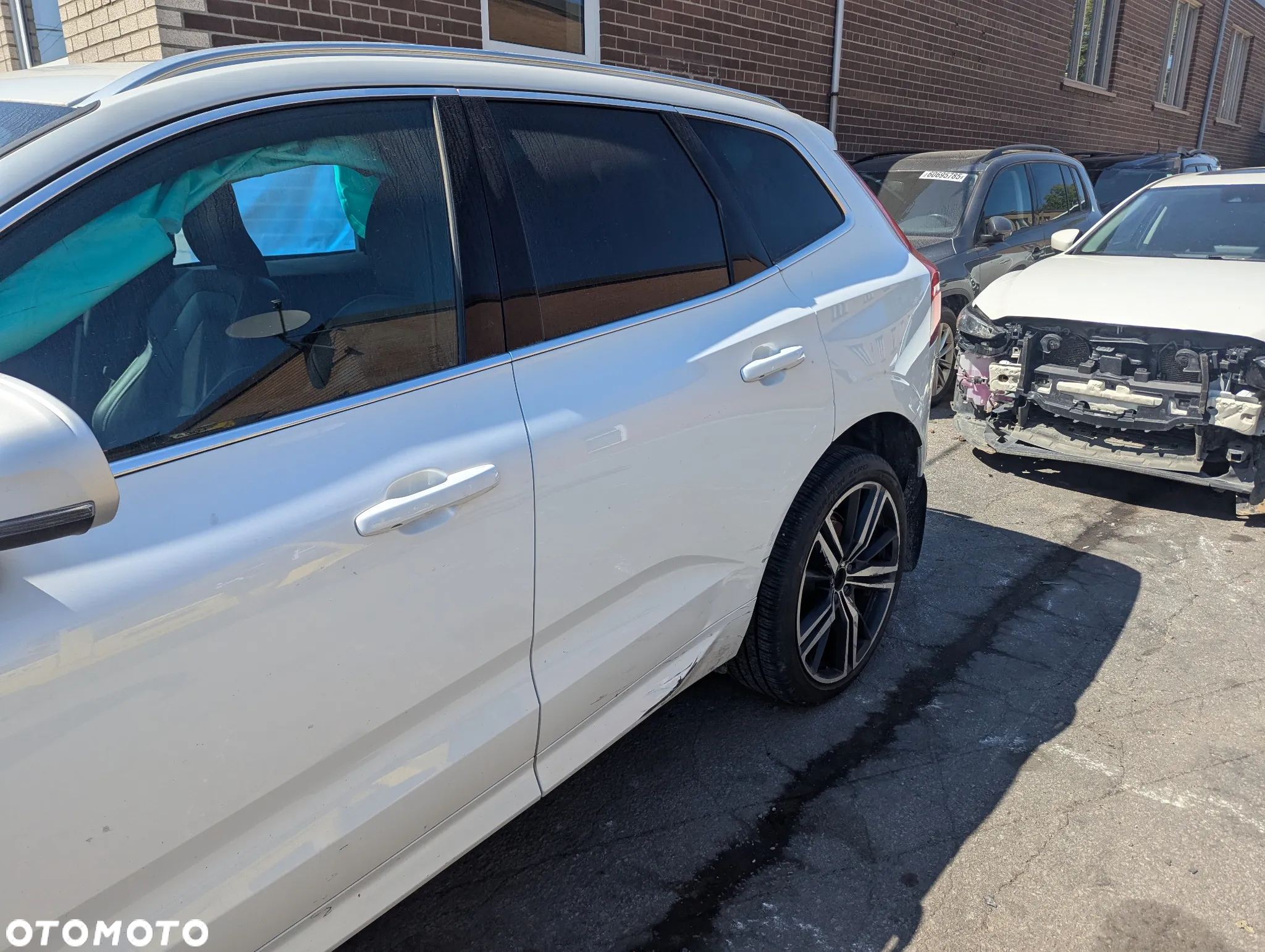 Volvo XC 60 T6 AWD R-Design - 20