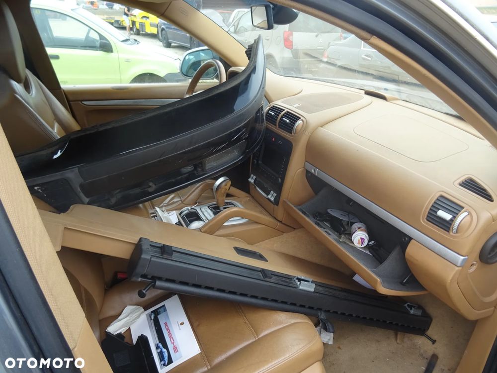 Porche Cayenne 2008 lakier(LD7Z) na części maska zderzak drzwi błotnik klapa - 5