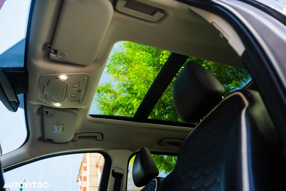 Ford Kuga 2.0 TDCi 4WD Powershift Vignale - 15