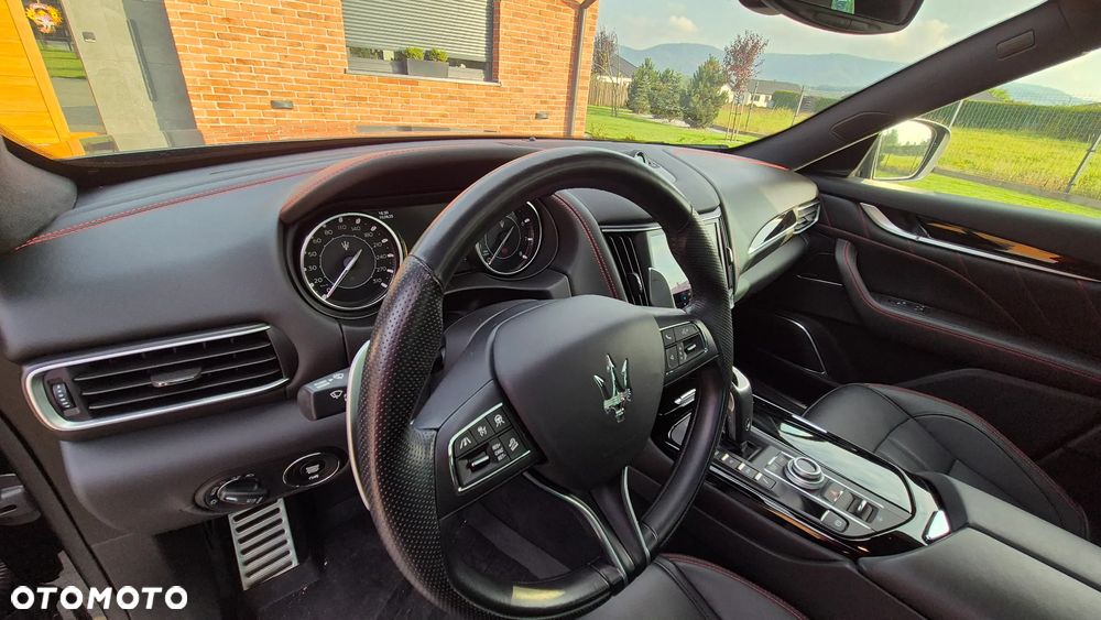 Maserati Levante Q4 GranSport - 17