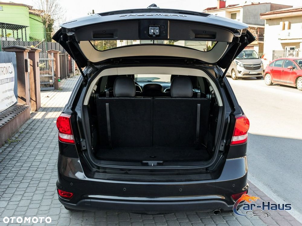 Fiat Freemont 2.0 Multijet Black Code AWD - 10
