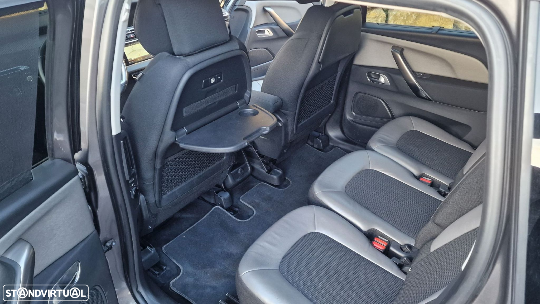 Citroën C4 Grand Picasso 1.6 BlueHDi Shine - 27