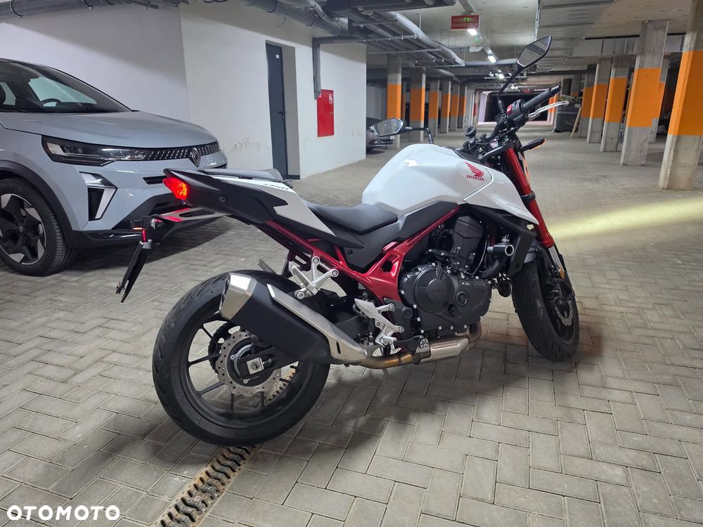 Honda Hornet - 21