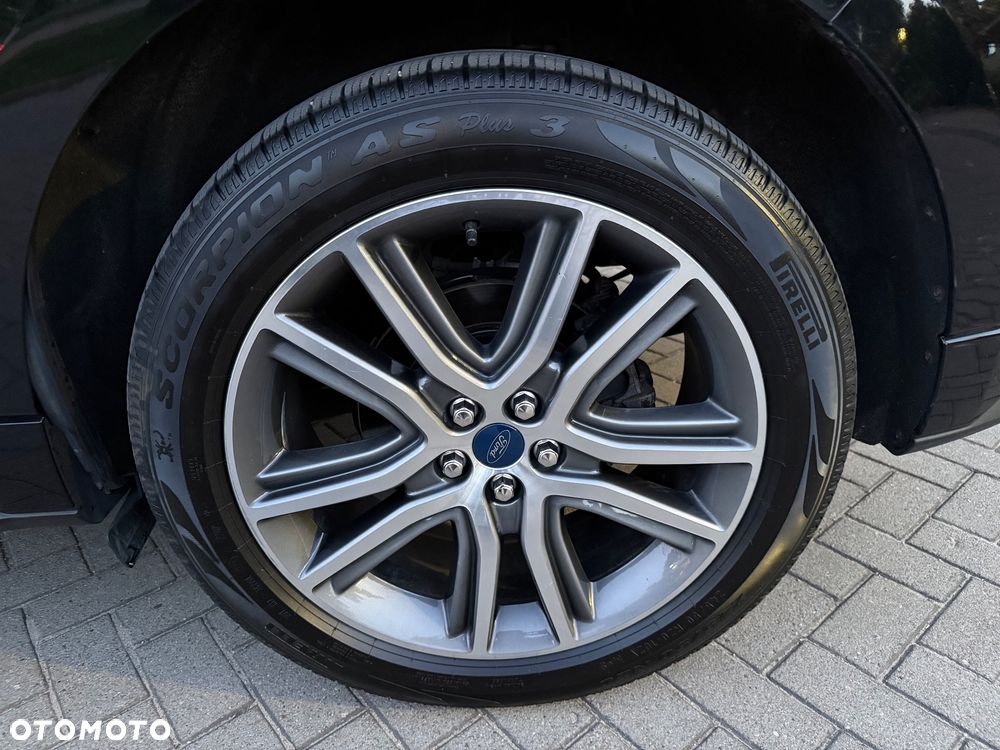 Ford Edge - 17
