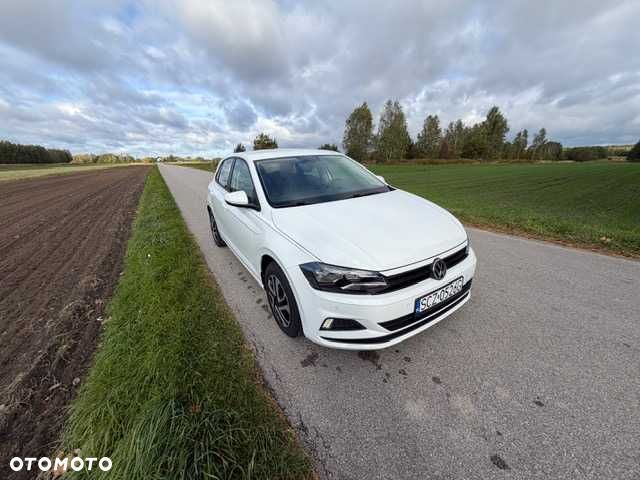 Volkswagen Polo - 2