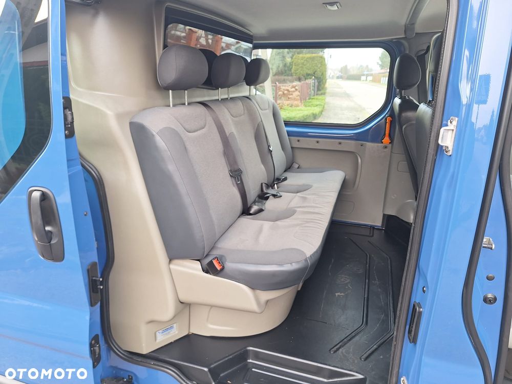 Renault Trafic - 25