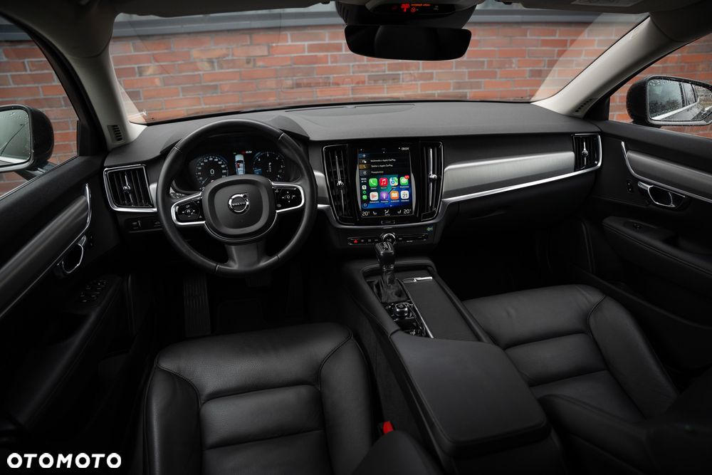Volvo V90 D3 Geartronic Momentum Pro - 26