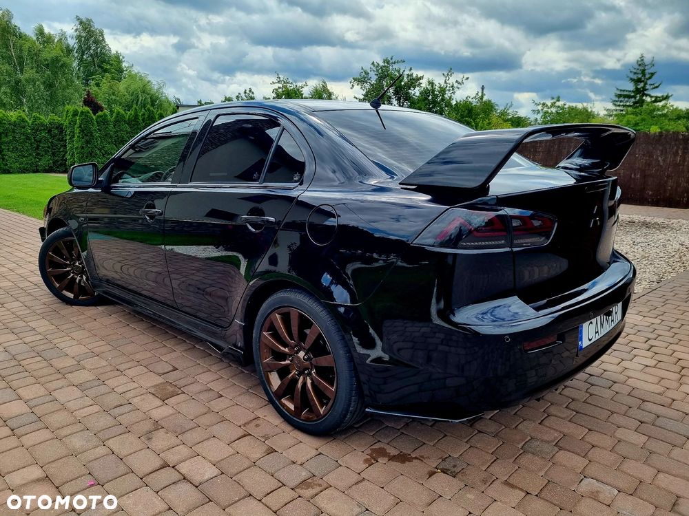 Mitsubishi Lancer - 11