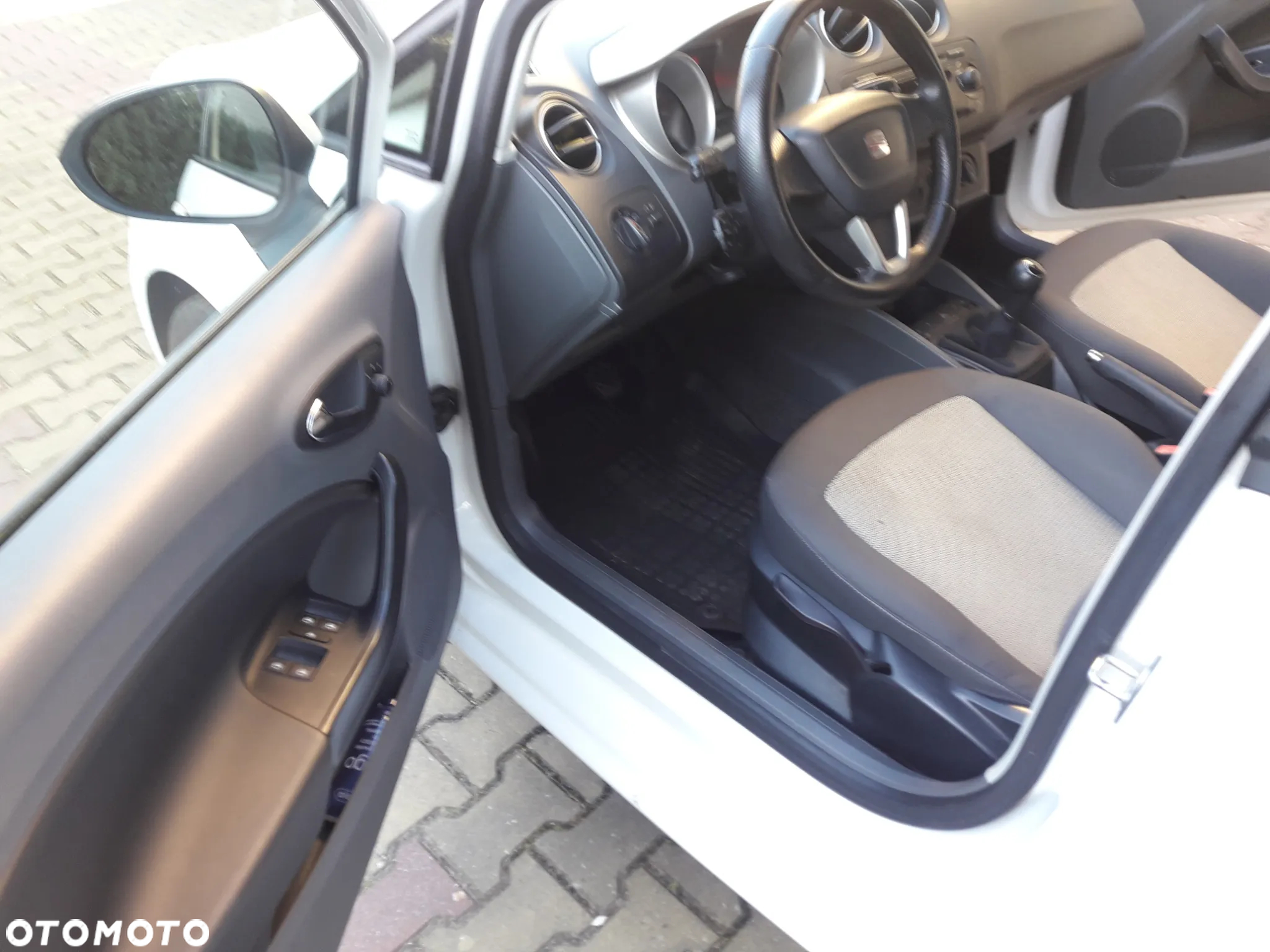 Seat Ibiza 1.2 12V Comfort Edition - 21