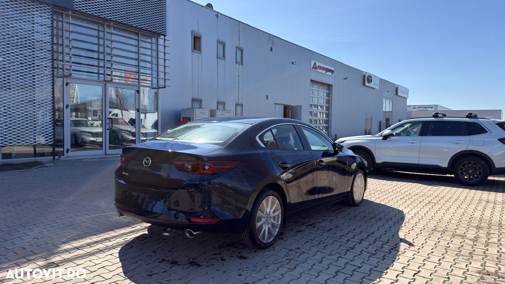 Mazda 3 e-Skyactiv X186 AT MHEV Center-Line - 6