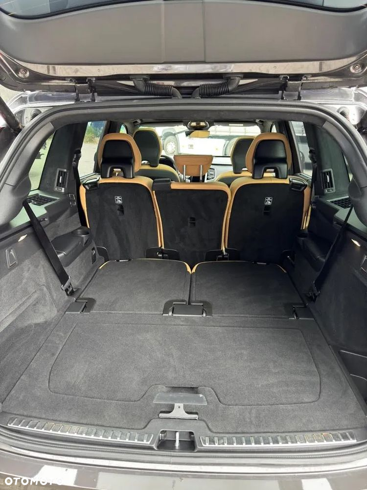 Volvo XC 90 T8 AWD Plug-In Hybrid Ultra Dark 7os - 14