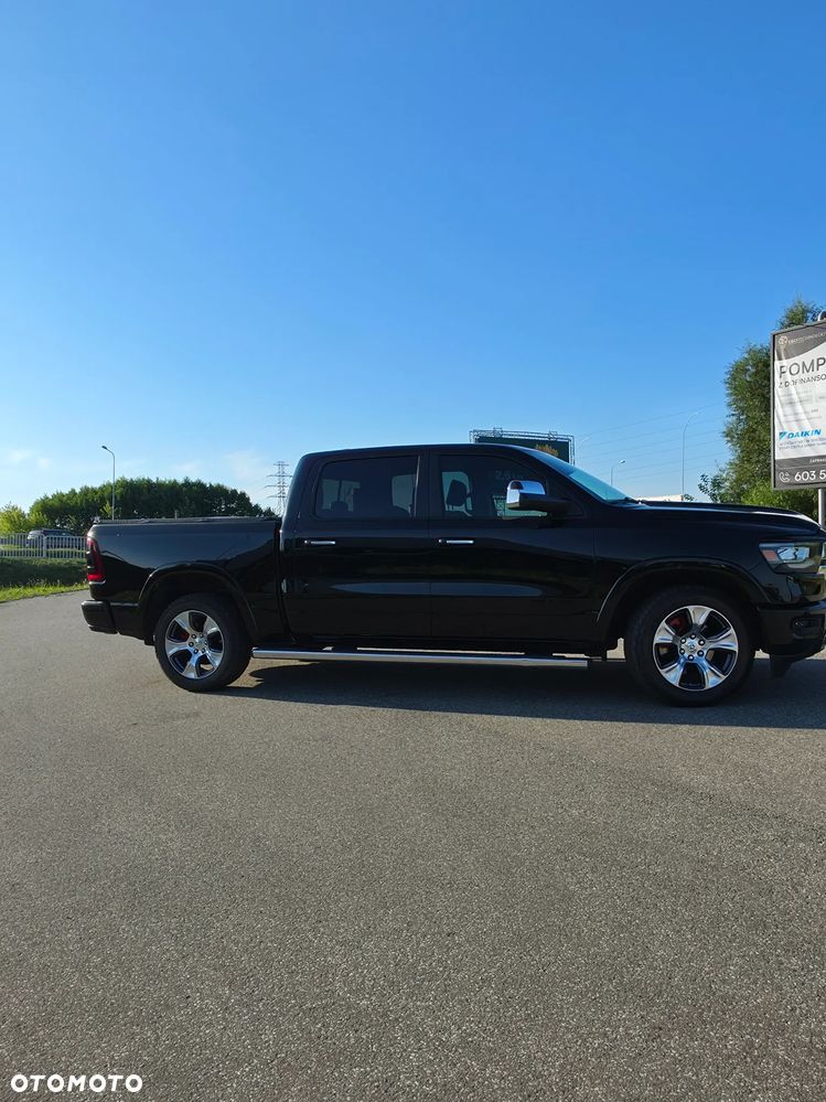 RAM 1500 Crew Cab Shortbed Laramie - 13