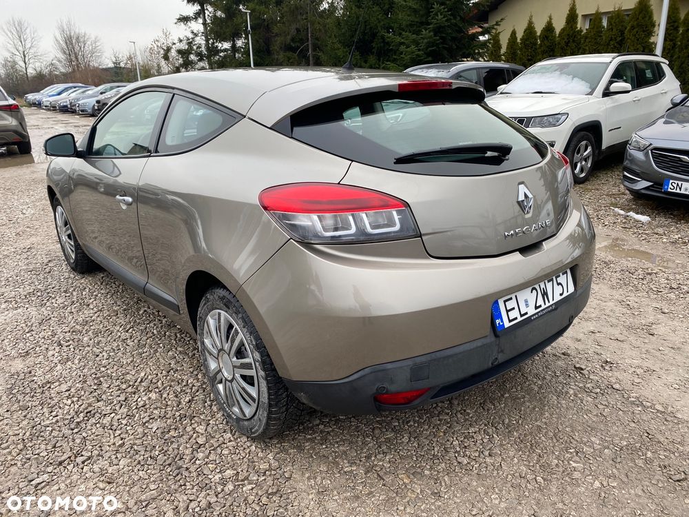 Renault Megane 1.6 16V Dynamique Euro5 - 4