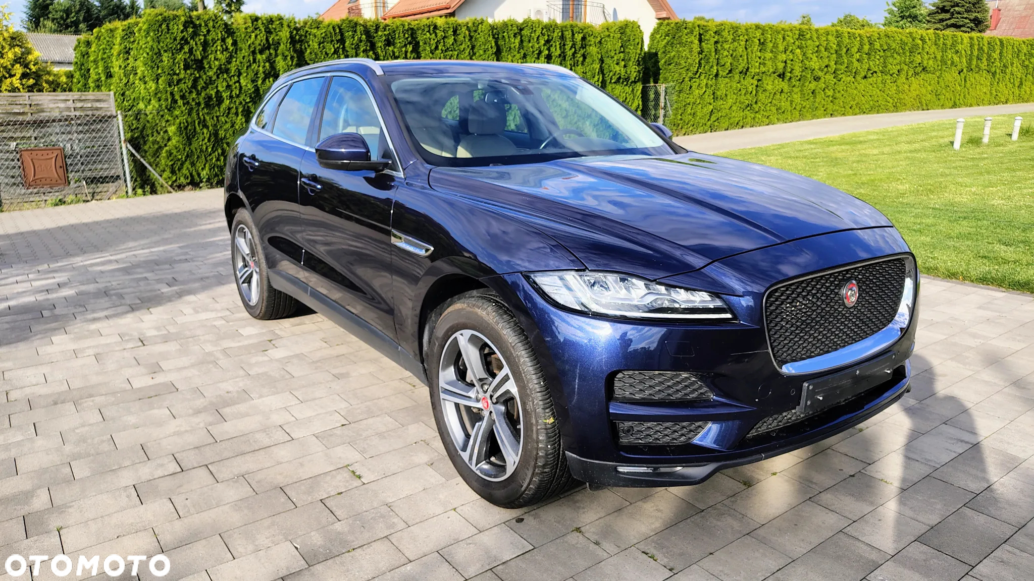 Jaguar F-Pace - 3