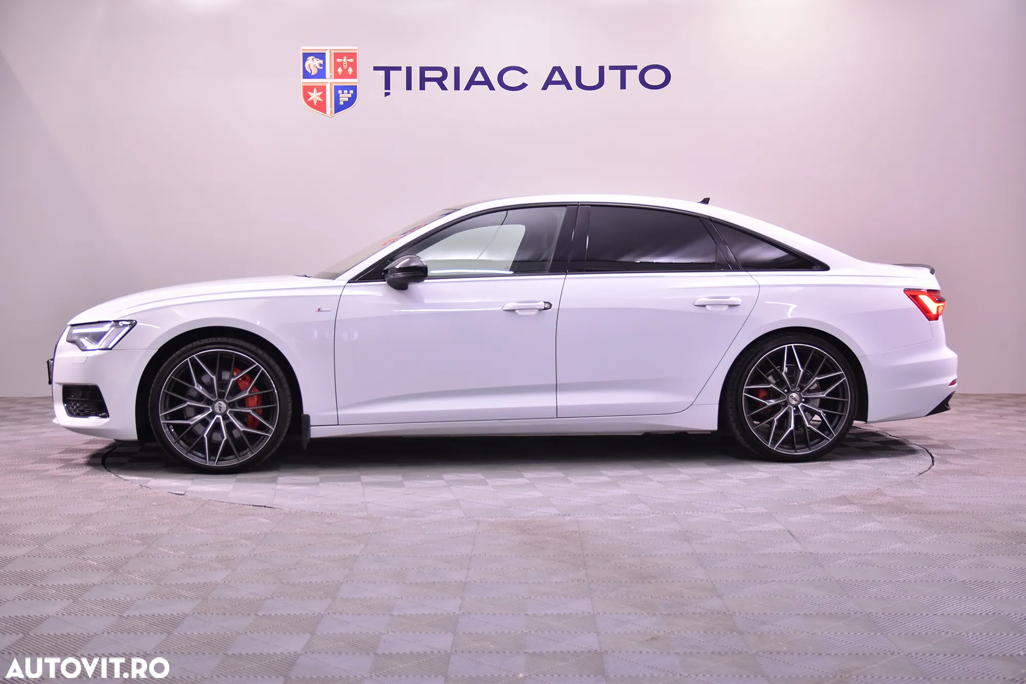Audi A6 55 TFSI quattro S tronic S line - 2