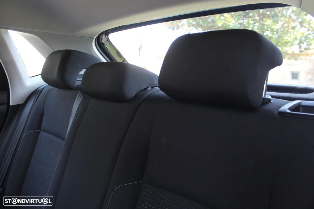 VW Polo 1.6 TDI Highline - 24