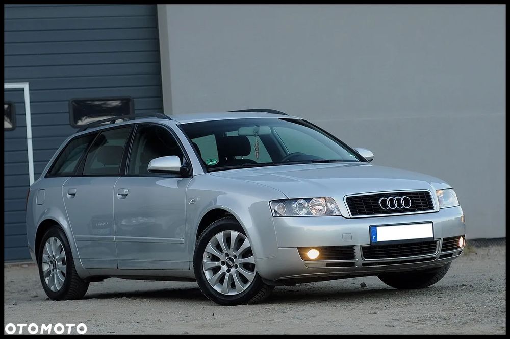 Audi A4 Avant - 16