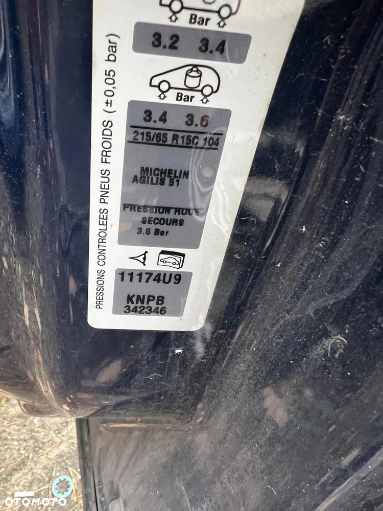 CZĘŚCI - CITROEN Dispatch Jumpy Scudo Peugeot Expert  DRZWI, LAMPY, ) - KNPB Niebieski Zderzak Tył - 7