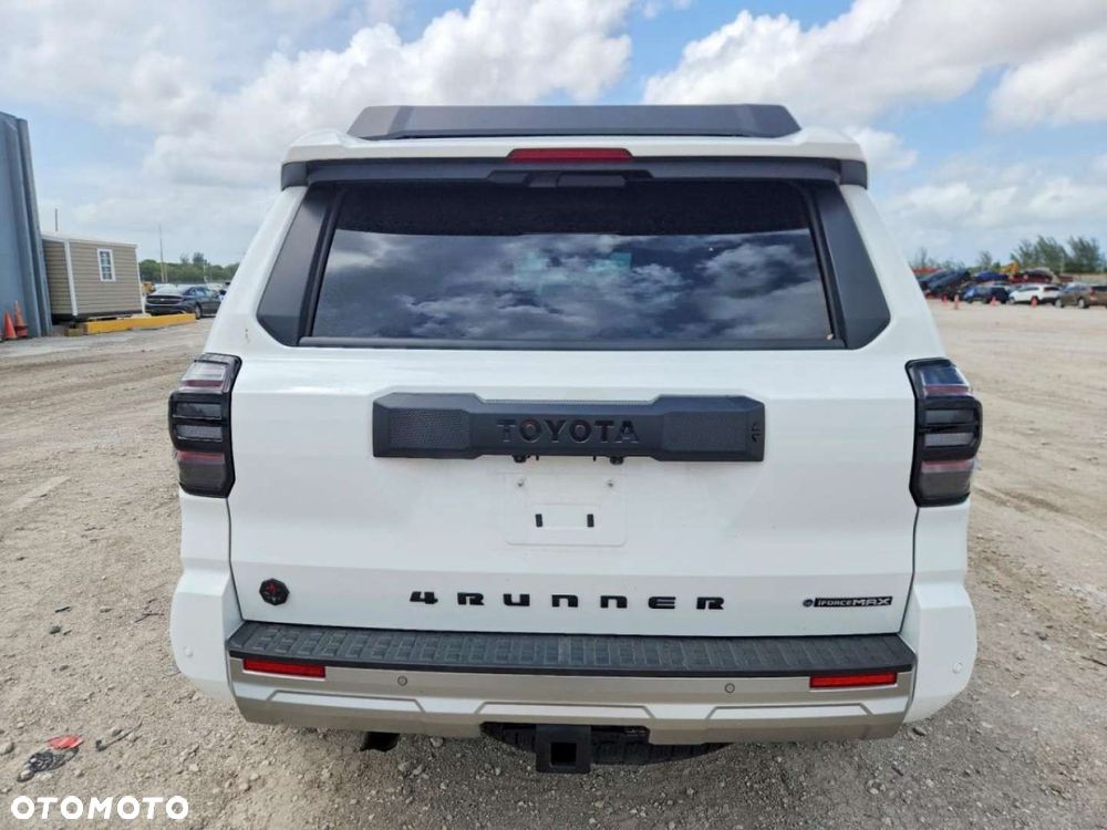 Toyota 4-Runner - 4