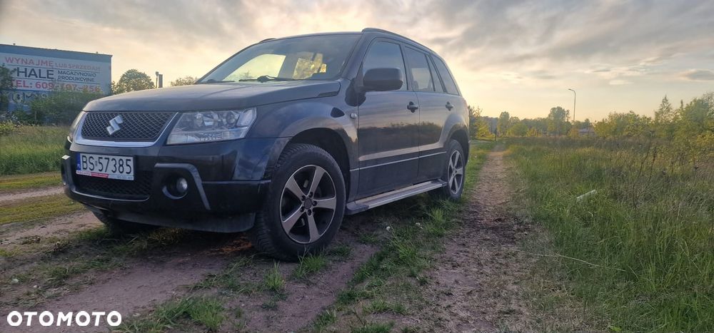 Suzuki Grand Vitara 2.0 - 3