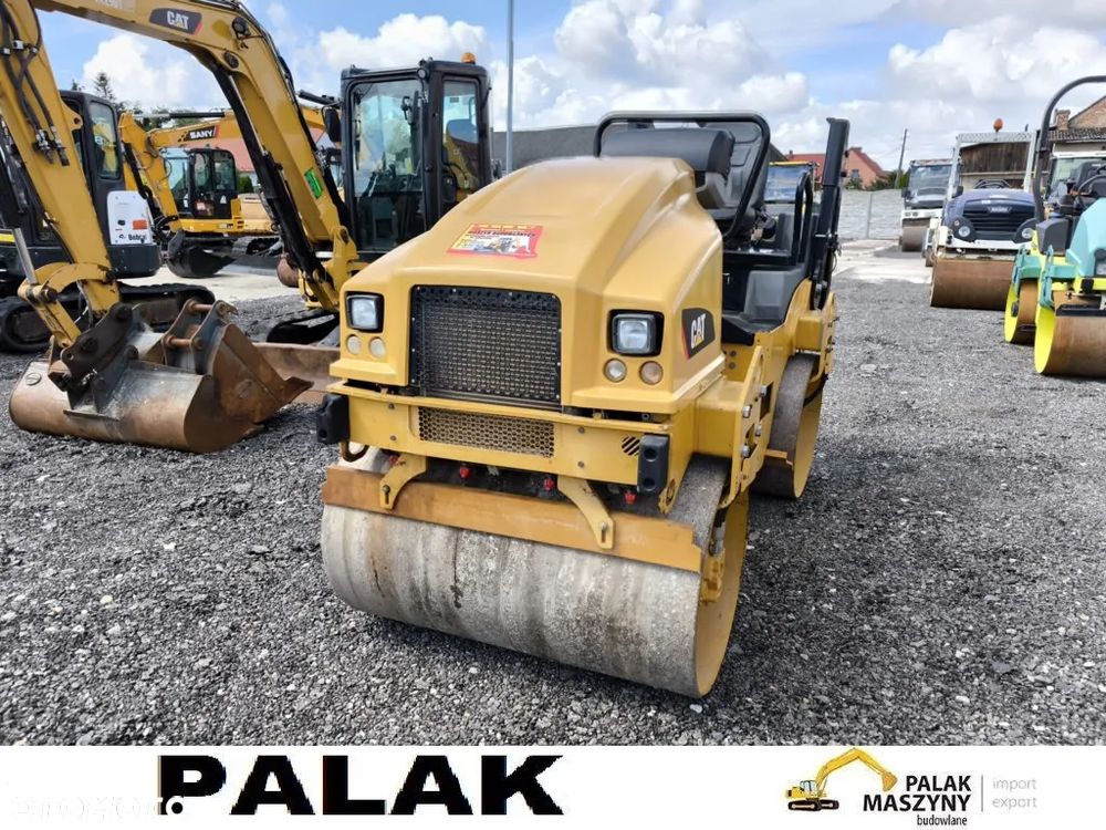 Caterpillar Walec drogowy  CAT CB 2.7   ,  2018 rok - 3