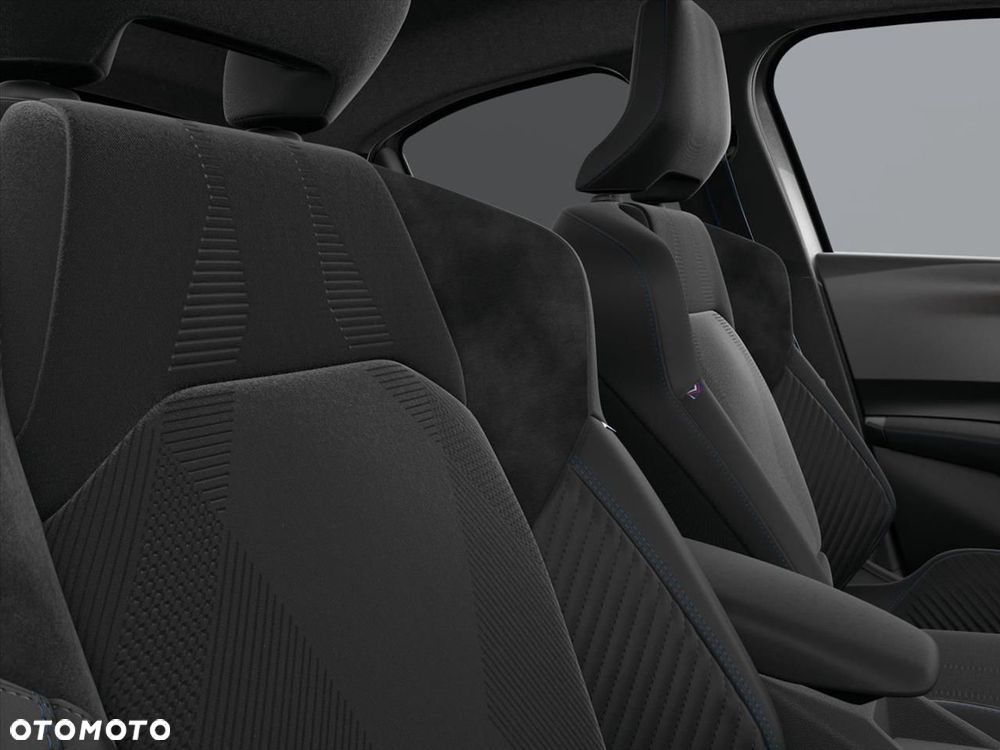 Renault Clio - 11