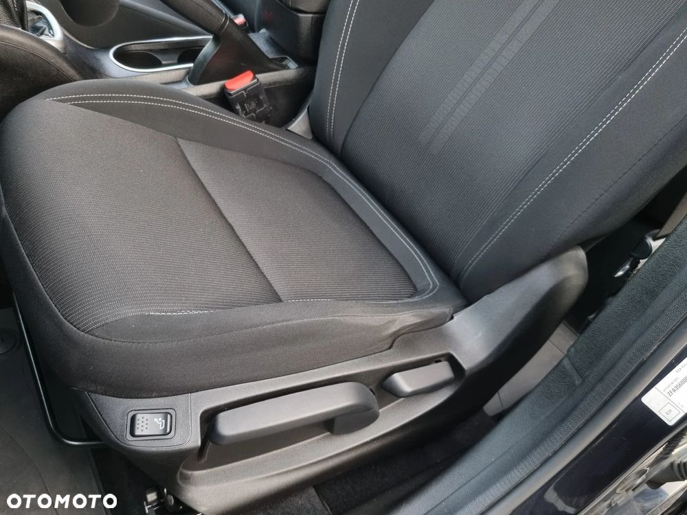 Fiat Tipo 1.6 MultiJet 16v Sport - 30