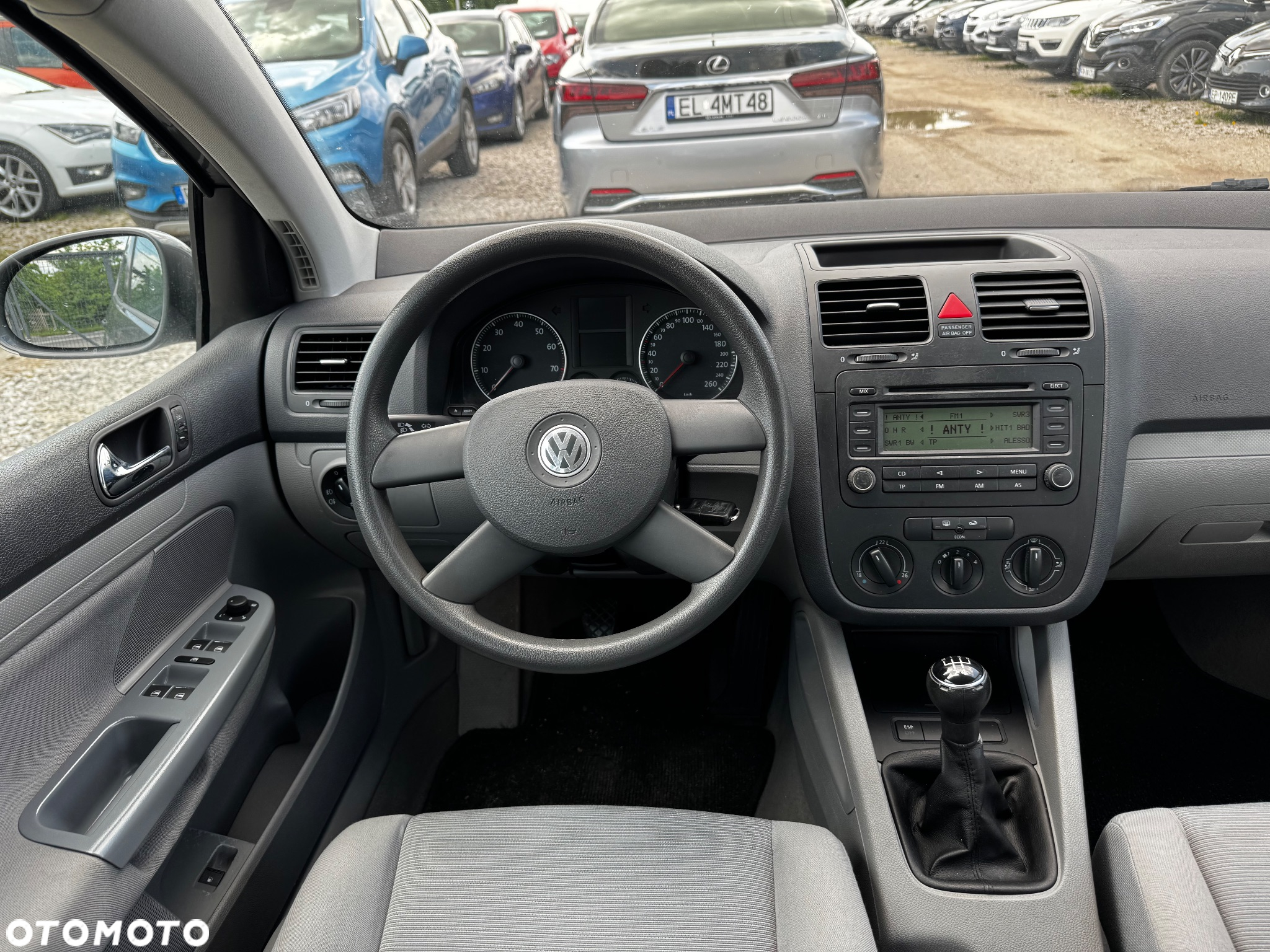 Volkswagen Golf 1.6 Trendline - 33