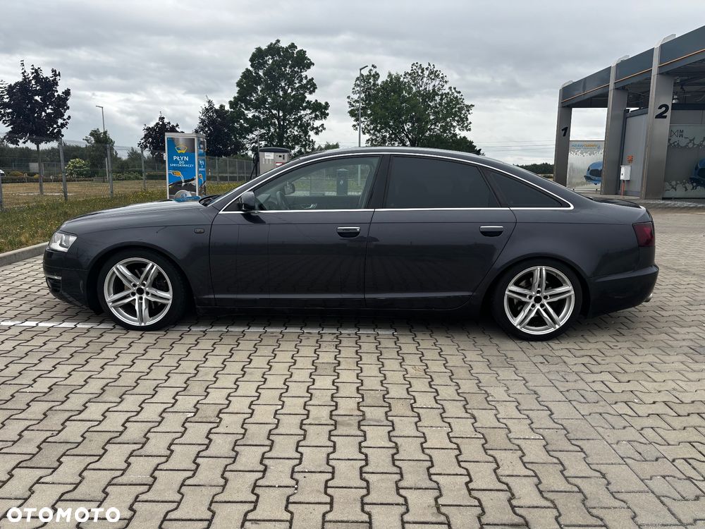 Audi A6 Limousine 2.4 - 8