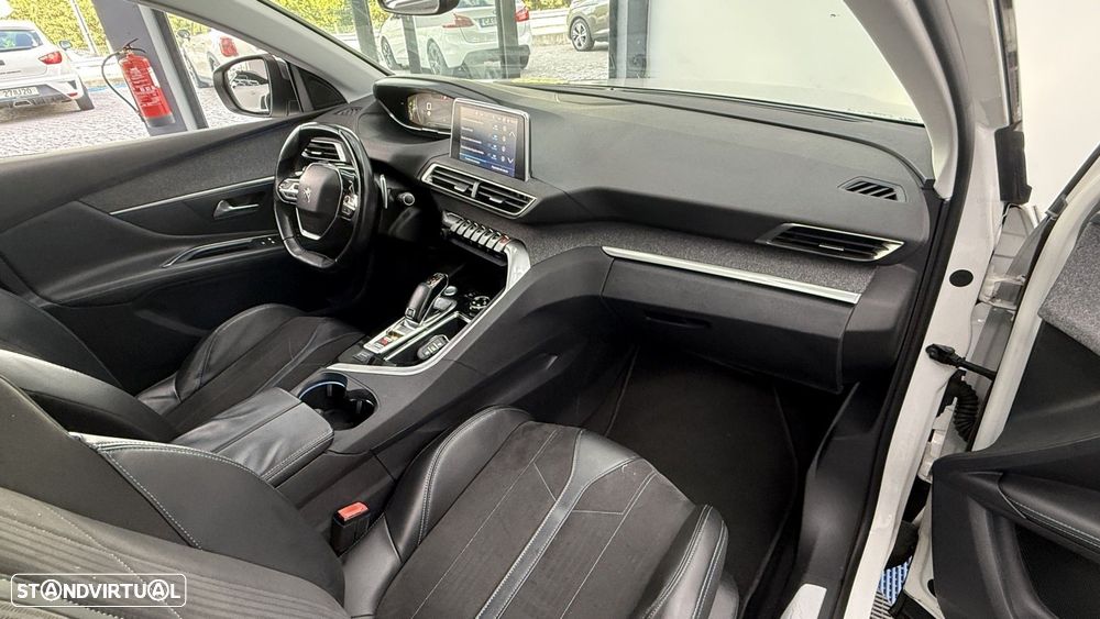 Peugeot 3008 1.2 PureTech Allure Grip Control EAT6 - 19