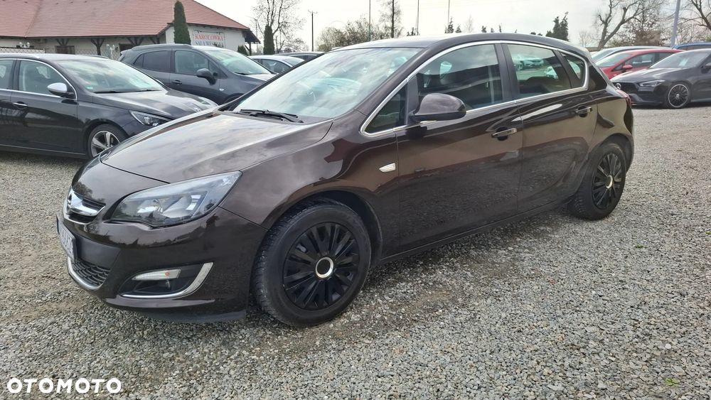 Opel Astra 1.4 T Cosmo S&S - 28