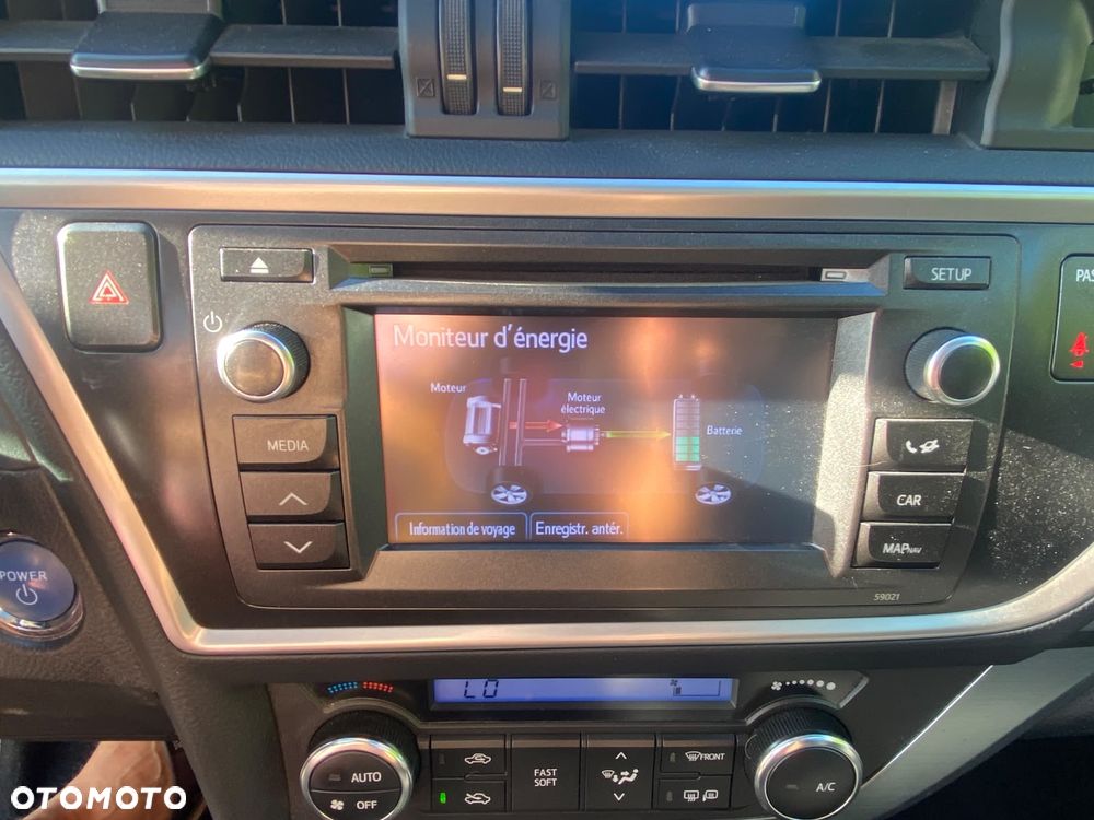 Toyota Auris - 14