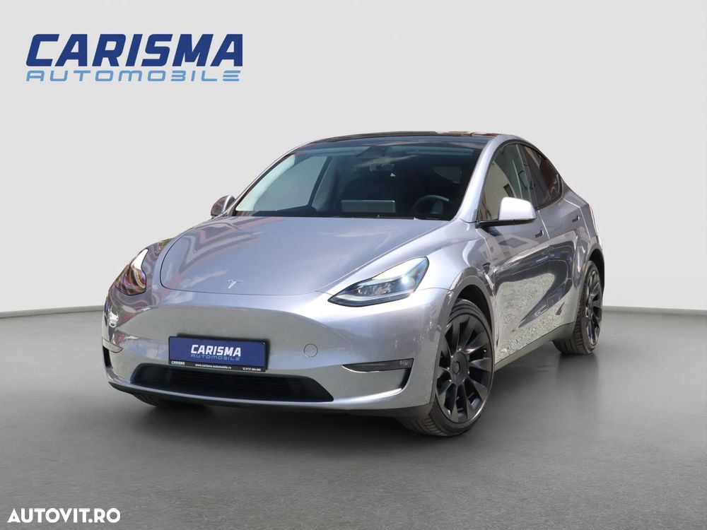 Tesla Model Y Long Range Dual Motor AWD - 8