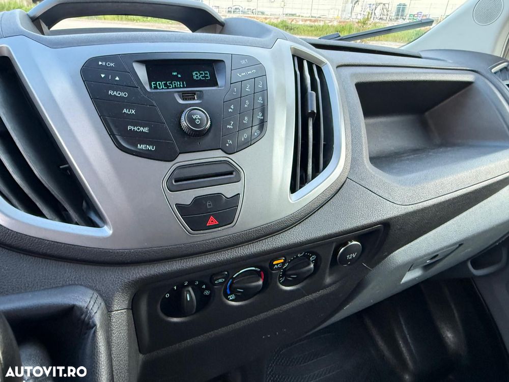 Ford Transit - 22