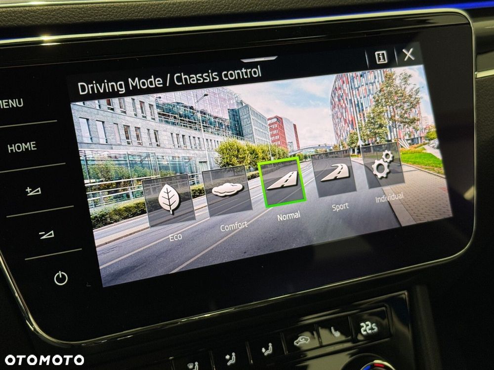 Skoda Superb 2.0 TDI SCR L&K DSG - 36