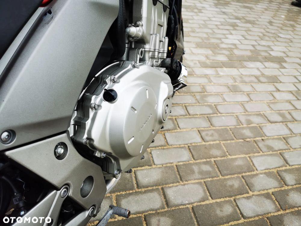 Honda CBF - 28