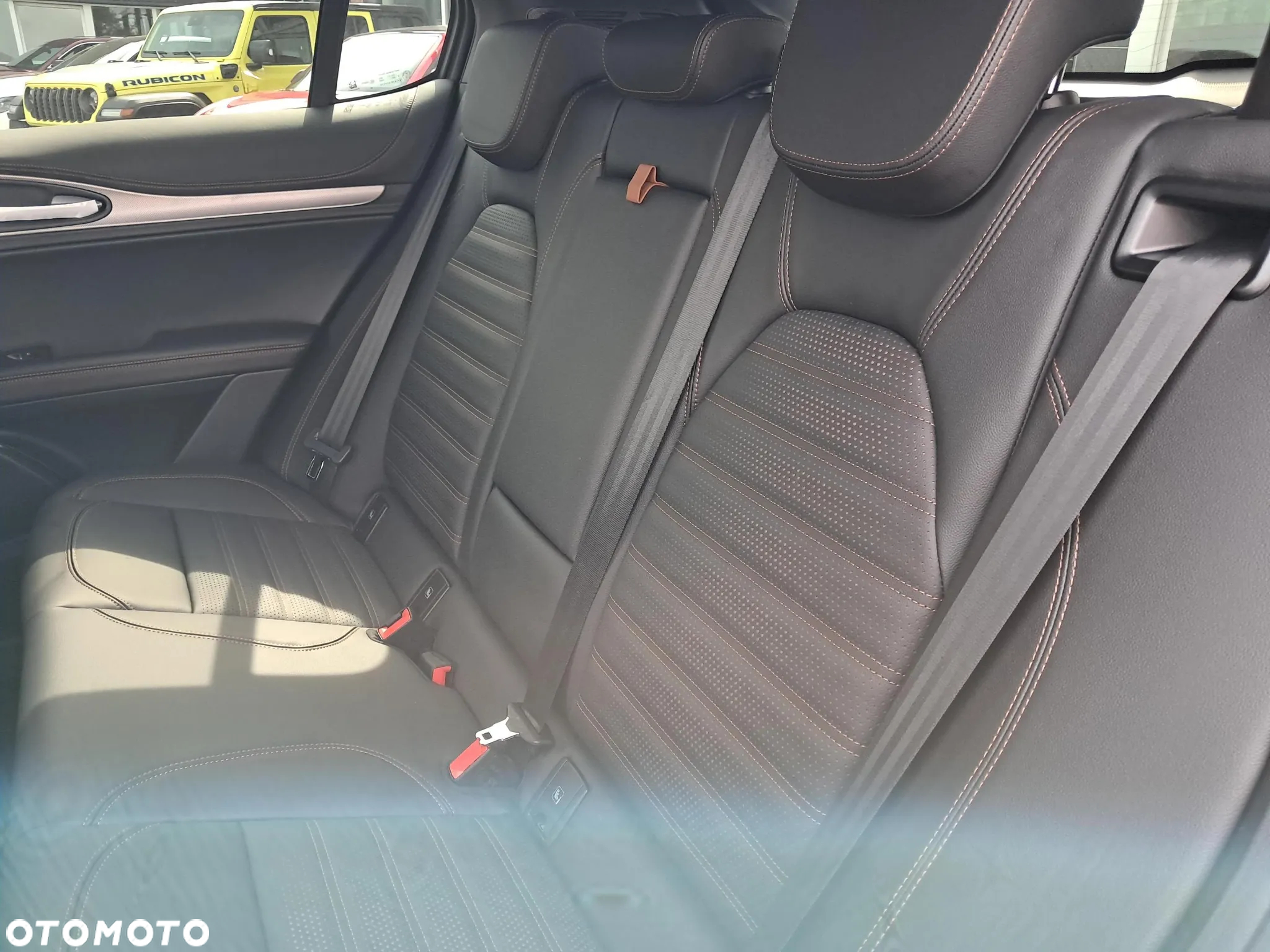 Alfa Romeo Stelvio - 23