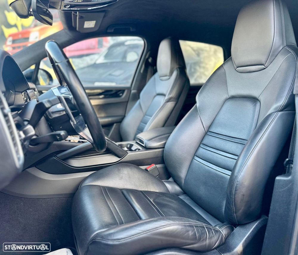 Porsche Cayenne S - 8