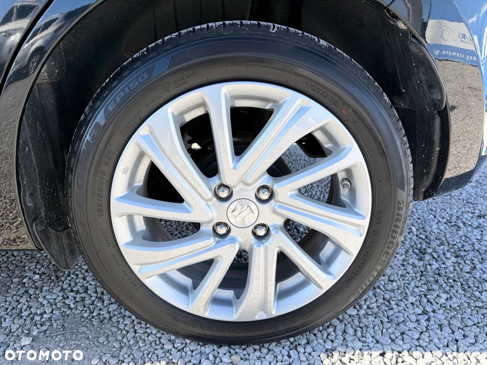 Suzuki Swift 1.2 Dualjet Hybrid MT Club - 11