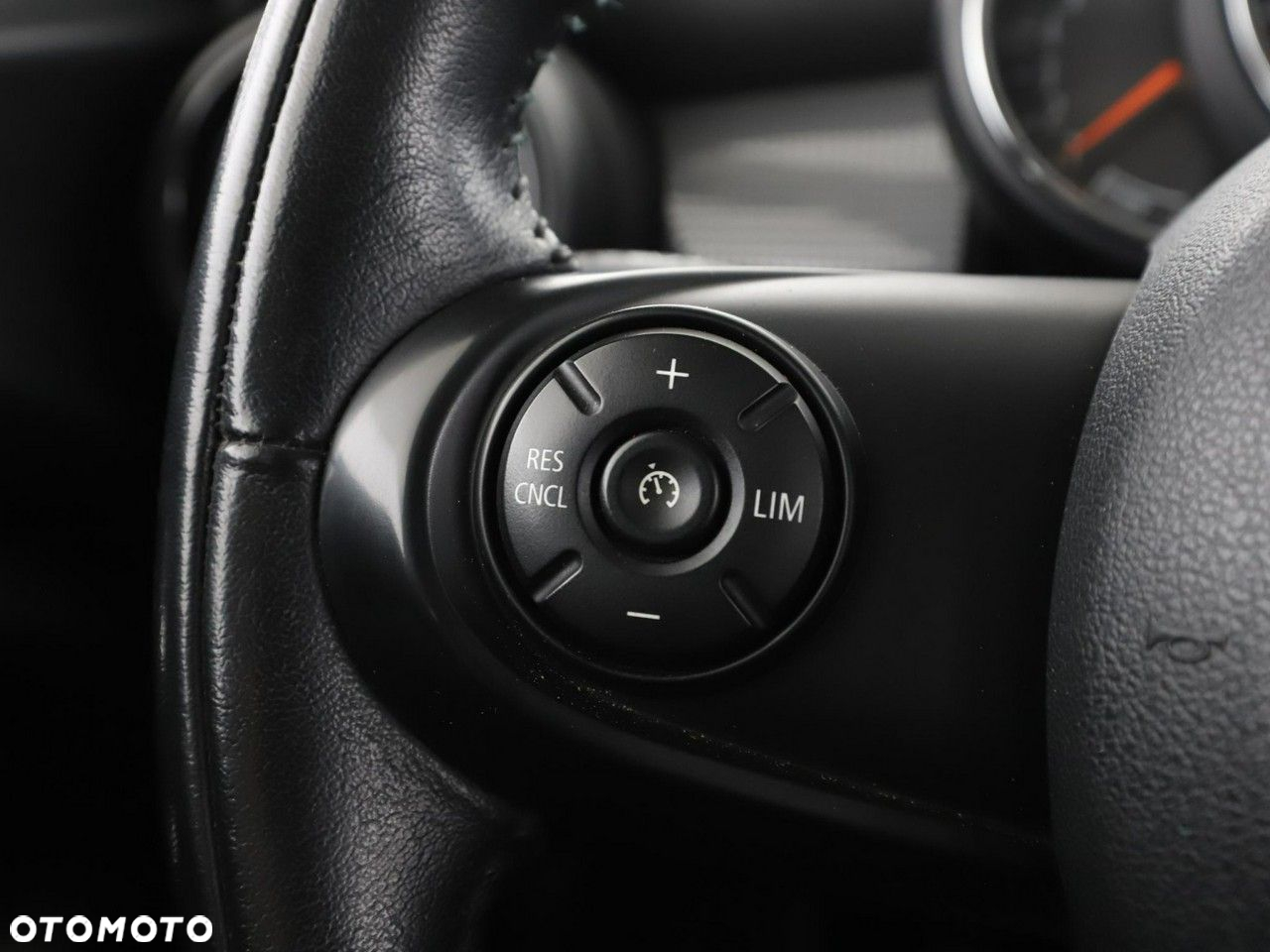 MINI Cooper Standard - 27