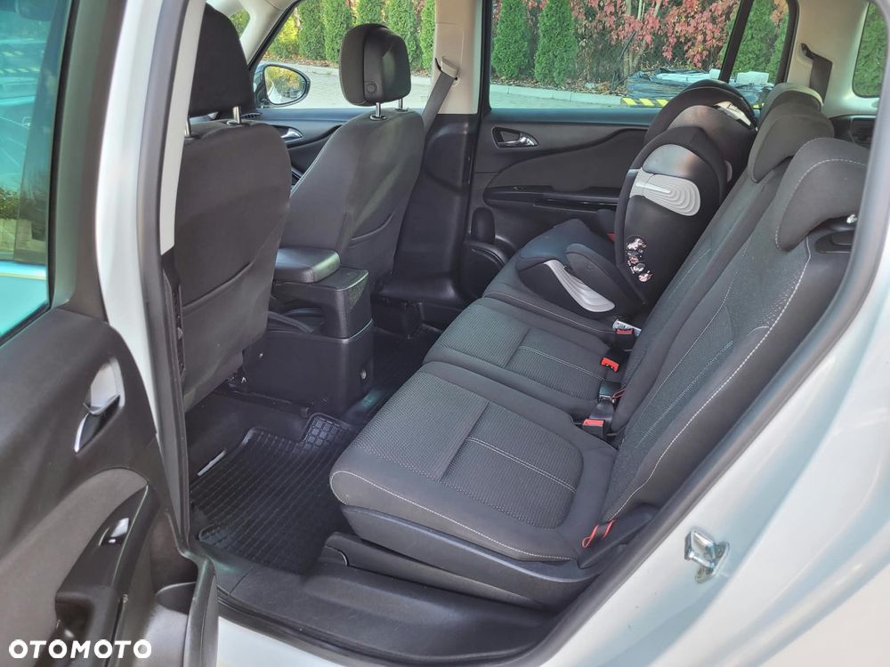 Opel Zafira - 7